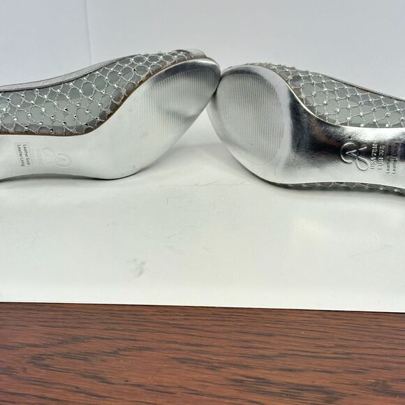 Adrianna Papell Womens Silver Mesh Peep Toe Kitten Heel Slip on Pumps - Picture 5 of 5